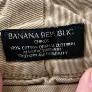 Banana Republic mens khaki pants